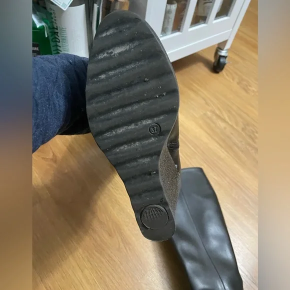 Chunky knee-high boots size 7 - Picture 2 of 7